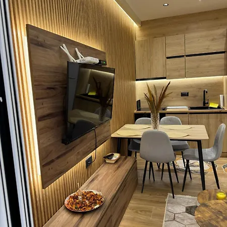 Xhuli's Daire Avlonya