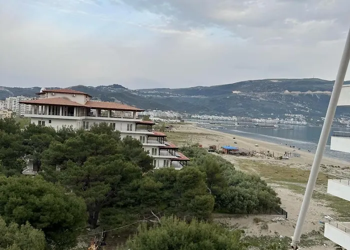 Xhuli's Daire Avlonya